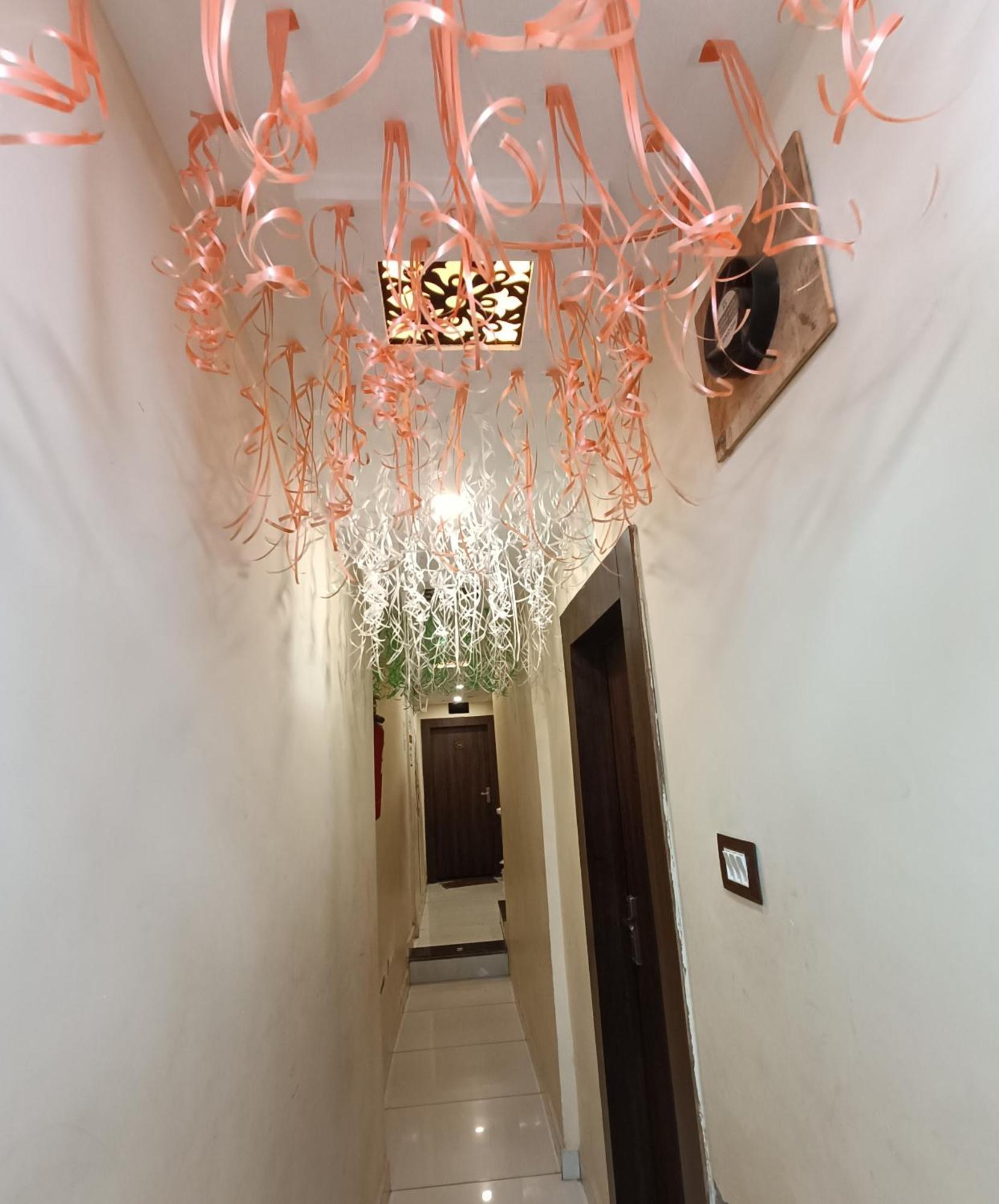 Hotel S Tower 乌贾因 外观 照片
